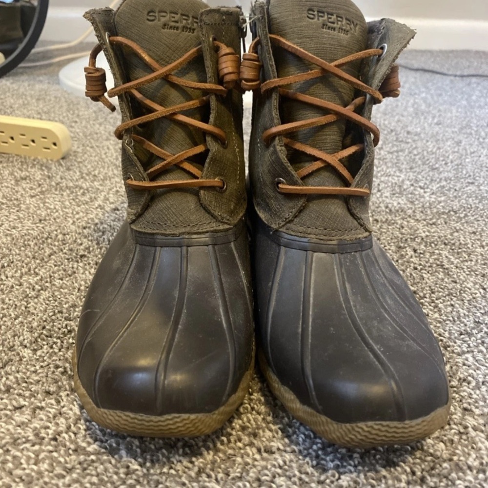 Sperry Duck Boots with Brown Laces